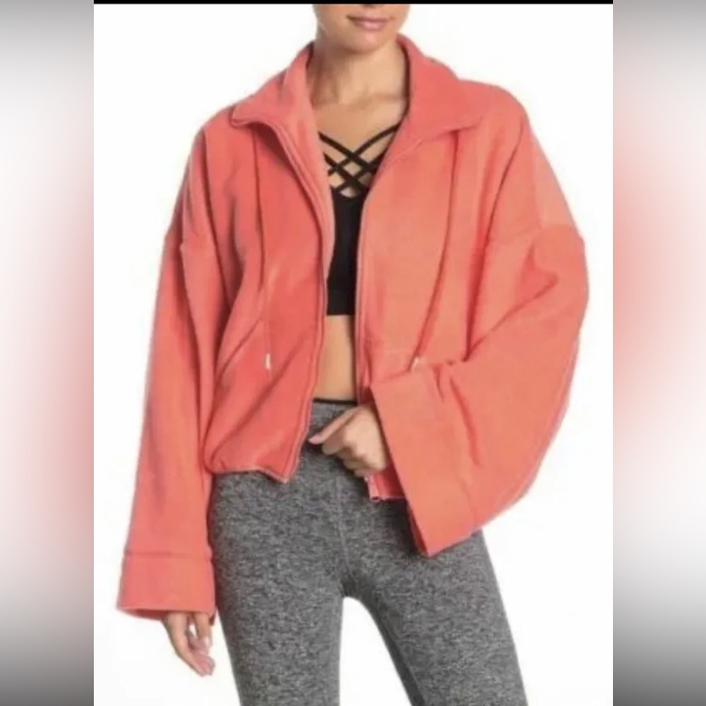 Free people free movement S pullover jacket